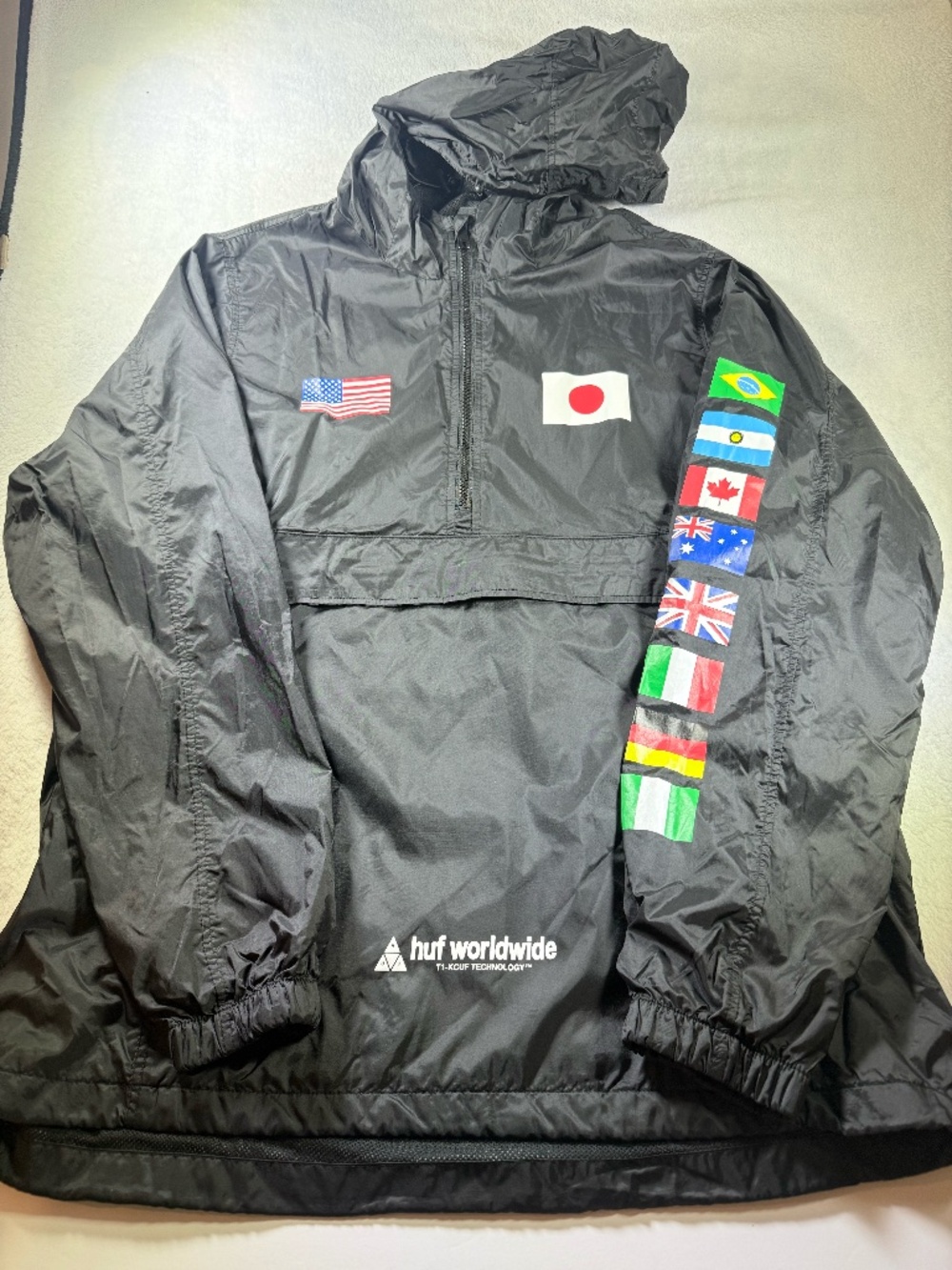 HUF WORLDWIDE MENS WINDBREAKER SIZE LARGE